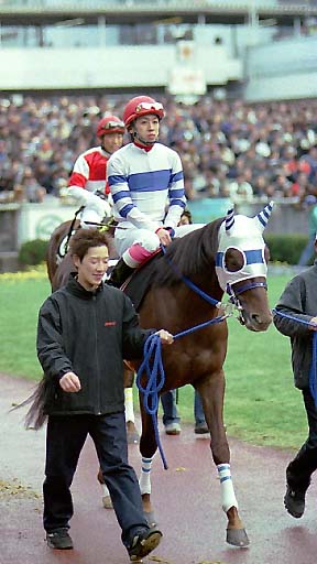 2002/01/05 東京09R