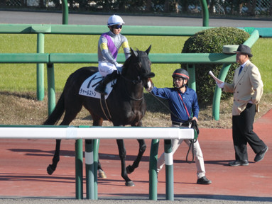 2023/12/09 中山08R