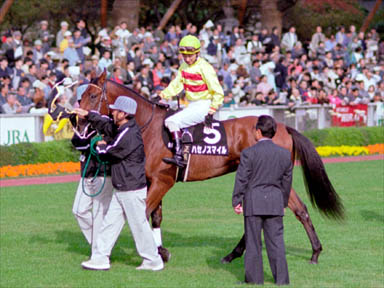 2000/11/04 東京09R