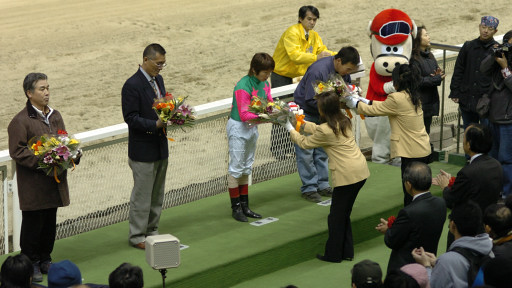 2004/12/23 川崎10R