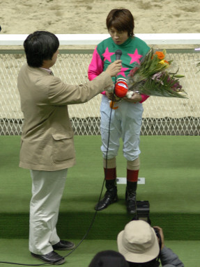 2004/12/23 川崎10R